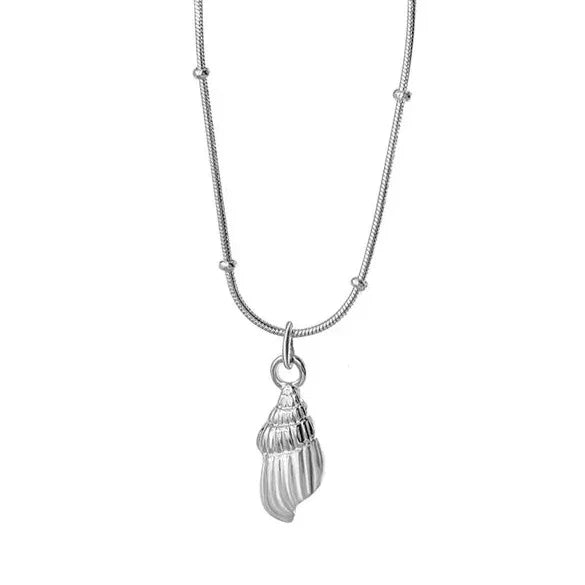 Collana con pendente conchiglia